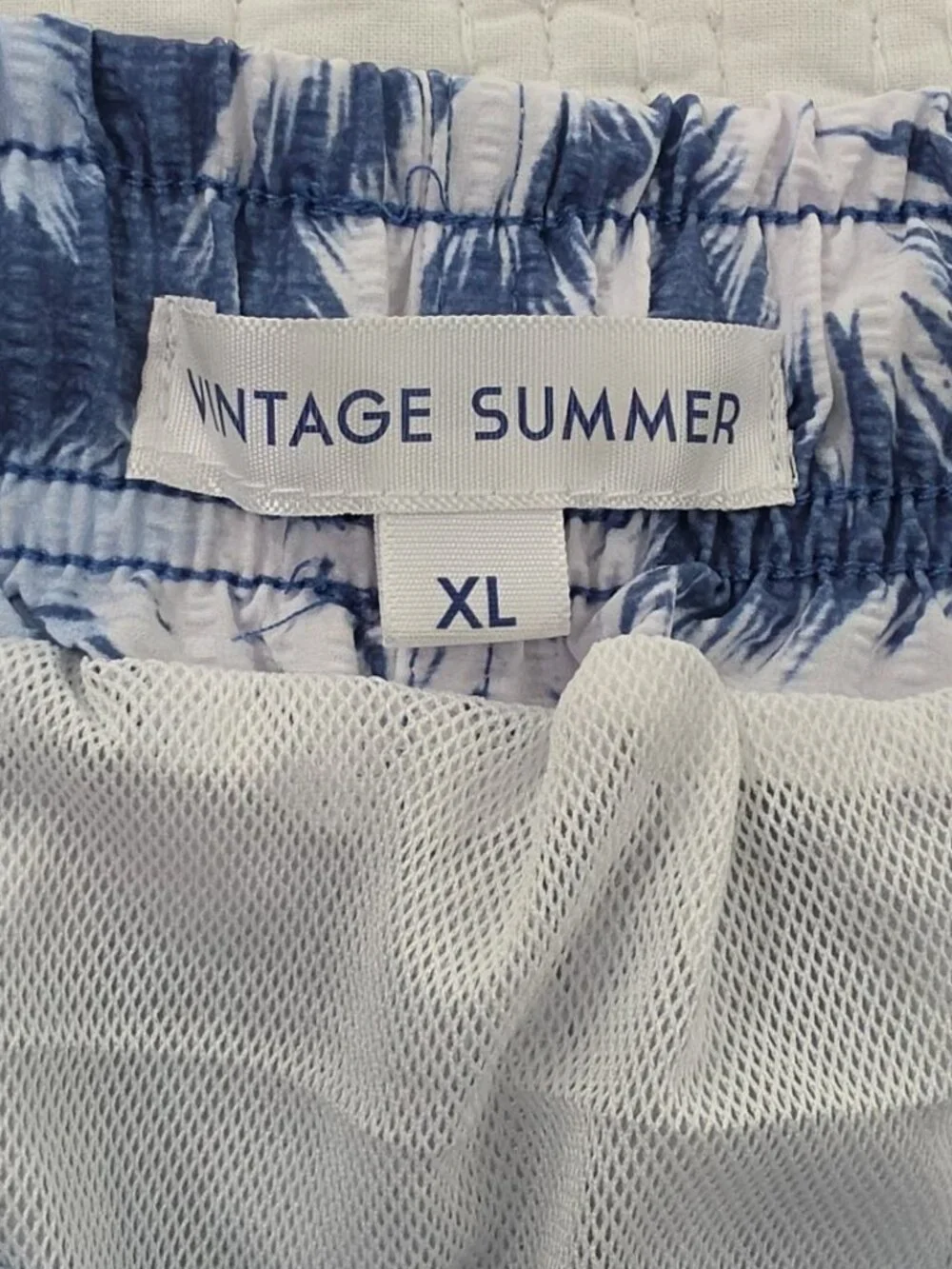 The Endless Summer Swim Trunks Shorts Mens XL Blue Tropical Elastic Waist‎ NWT